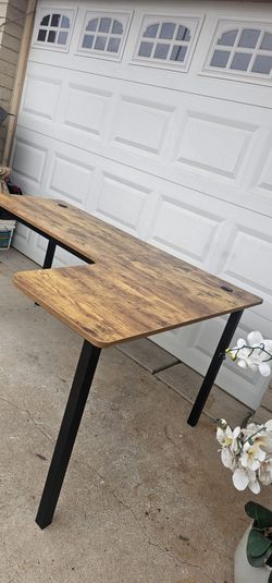 **L-Shaped Desk Rustic Brown and Black**