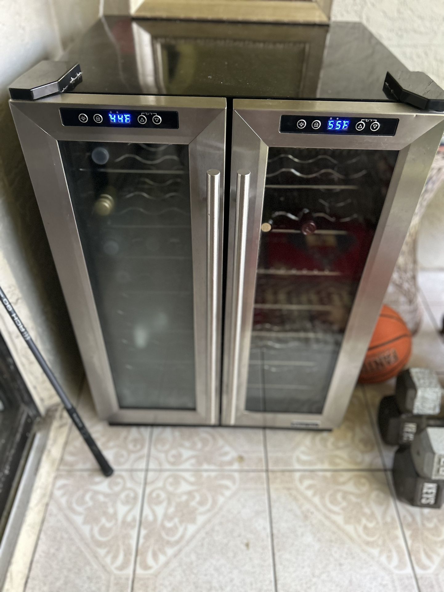 Wine cooler 43 bottles