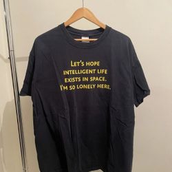 Gildan “Let’s Hope Intelligent Life” Graphic Tee – XL