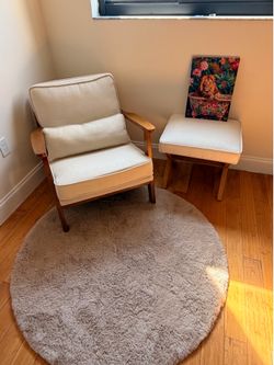 SILLÓN ESQUINERO + alfombra y banquito
