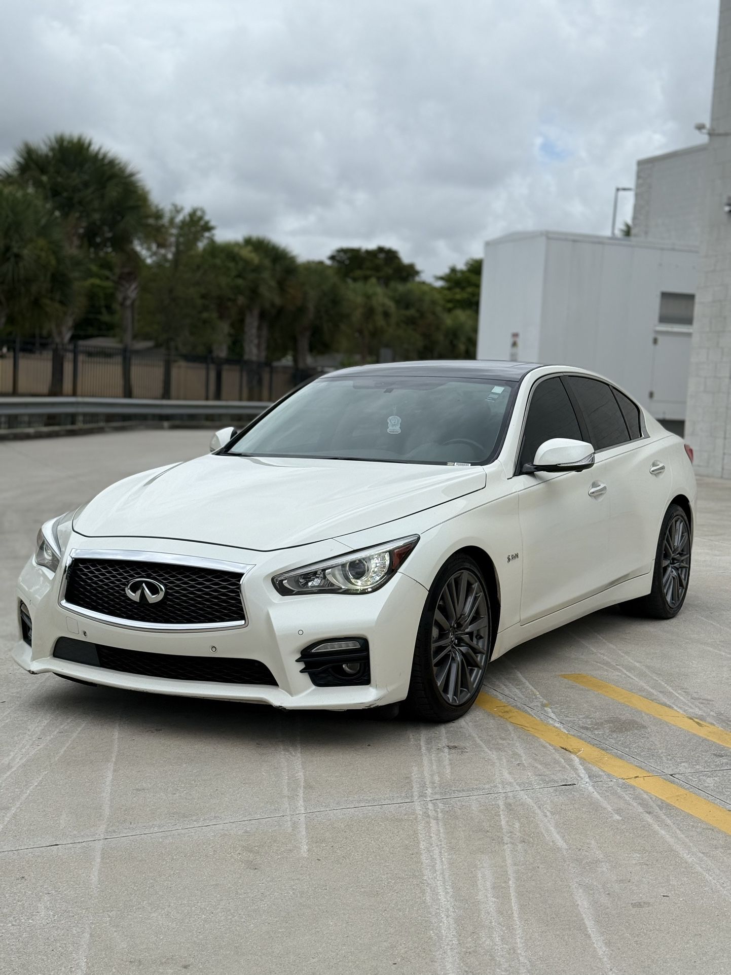 2016 Infiniti Q50