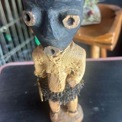 Vintage Authentic   African Pende  Figure