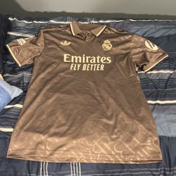 24/25 Real madrid jersey 2XL