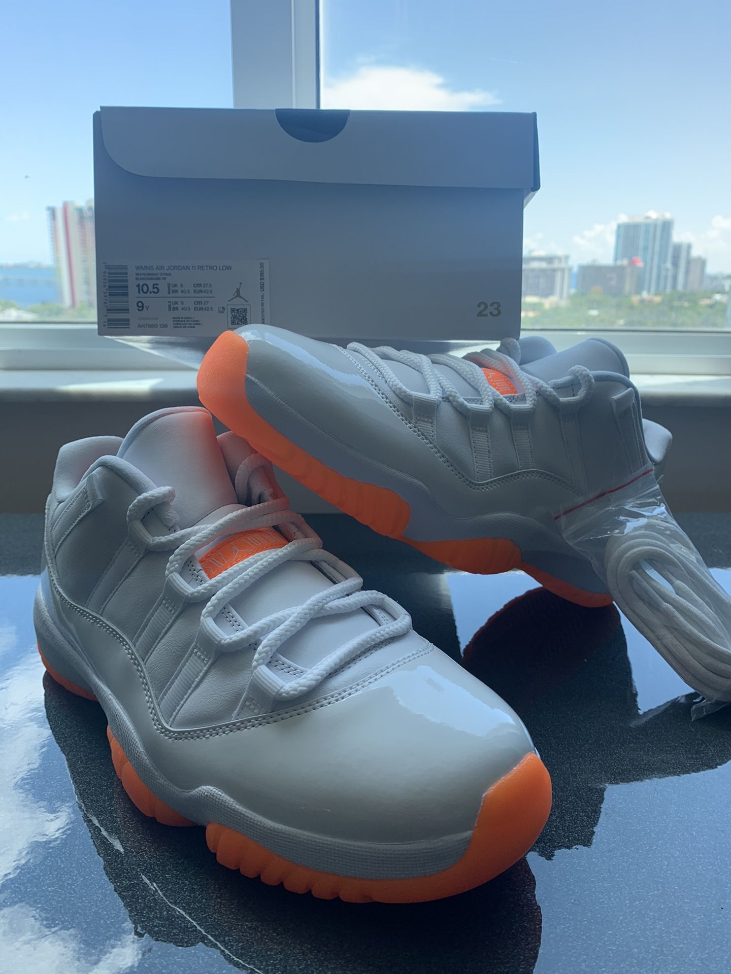 Women's Air Jordan 11 Retro Low (Orange)