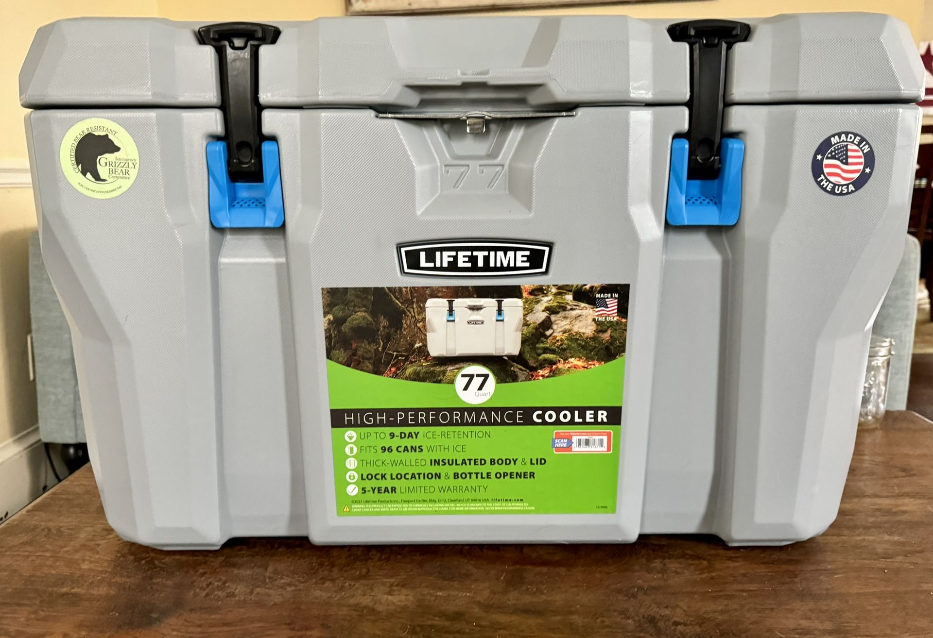 Lifetime 77 Quart High Performance Camping Cooler 