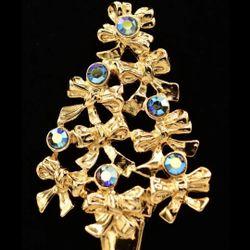 Vtg Avon Christmas Tree Brooch Gold Tone AB Rhinestone & Bows 1992 Holiday Pin