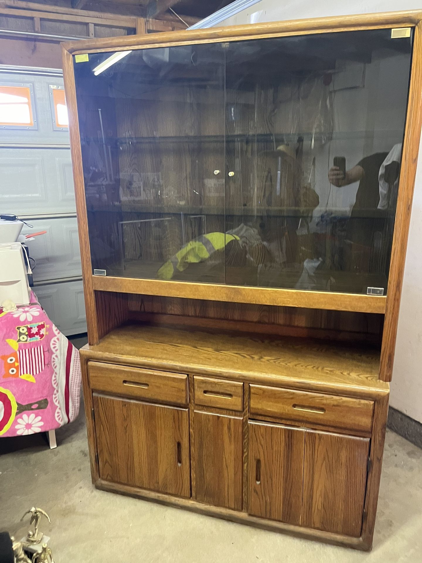 Hutch Cabinet