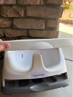 Baby feeding seat