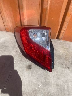 2018-2020 Toyota C-HR driving left side Rear Brake Quarter MTD Tail Light  OEM