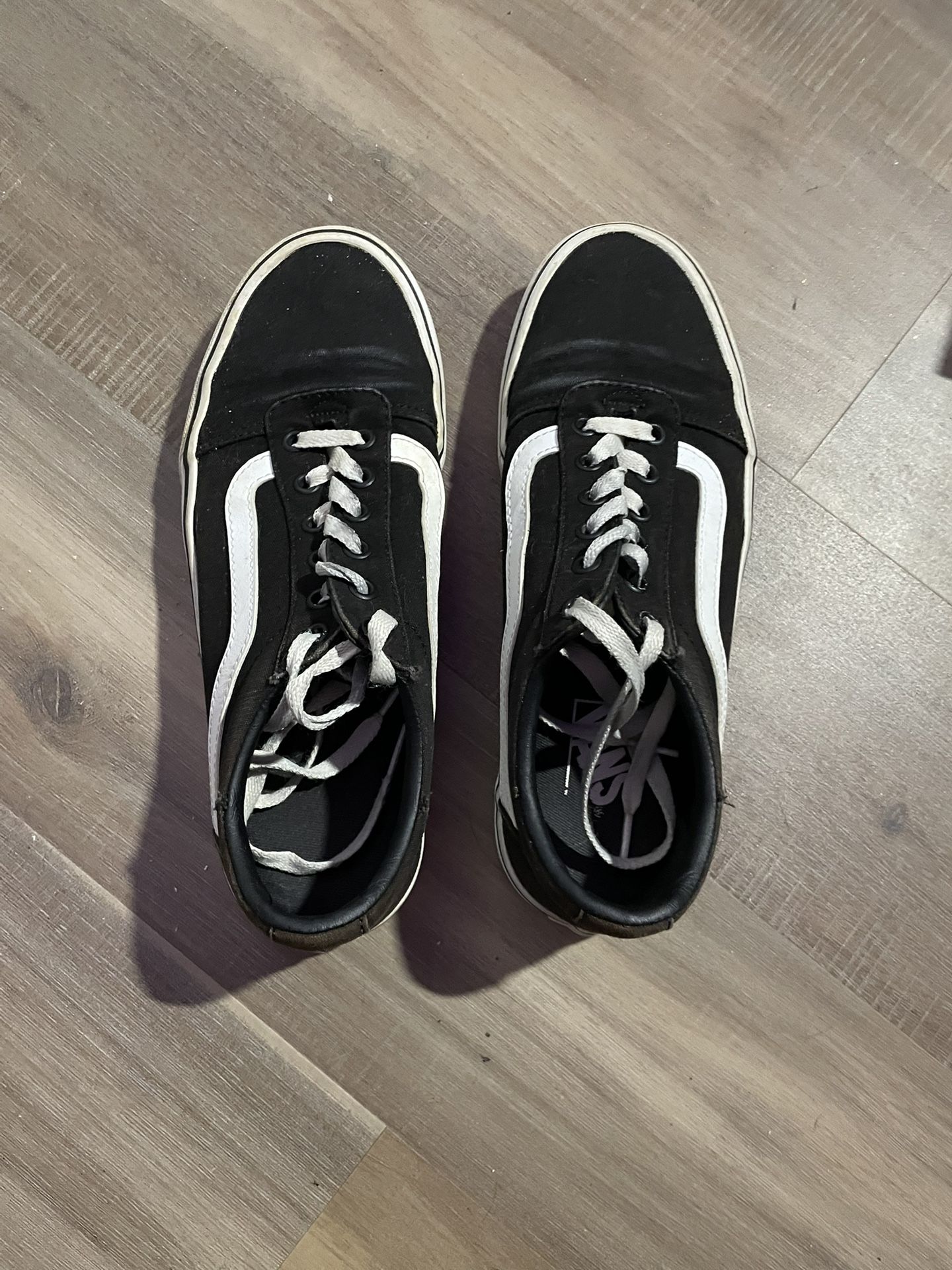 Used Women’s 8.5 Vans