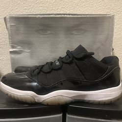 Space jam 11 Low size 12