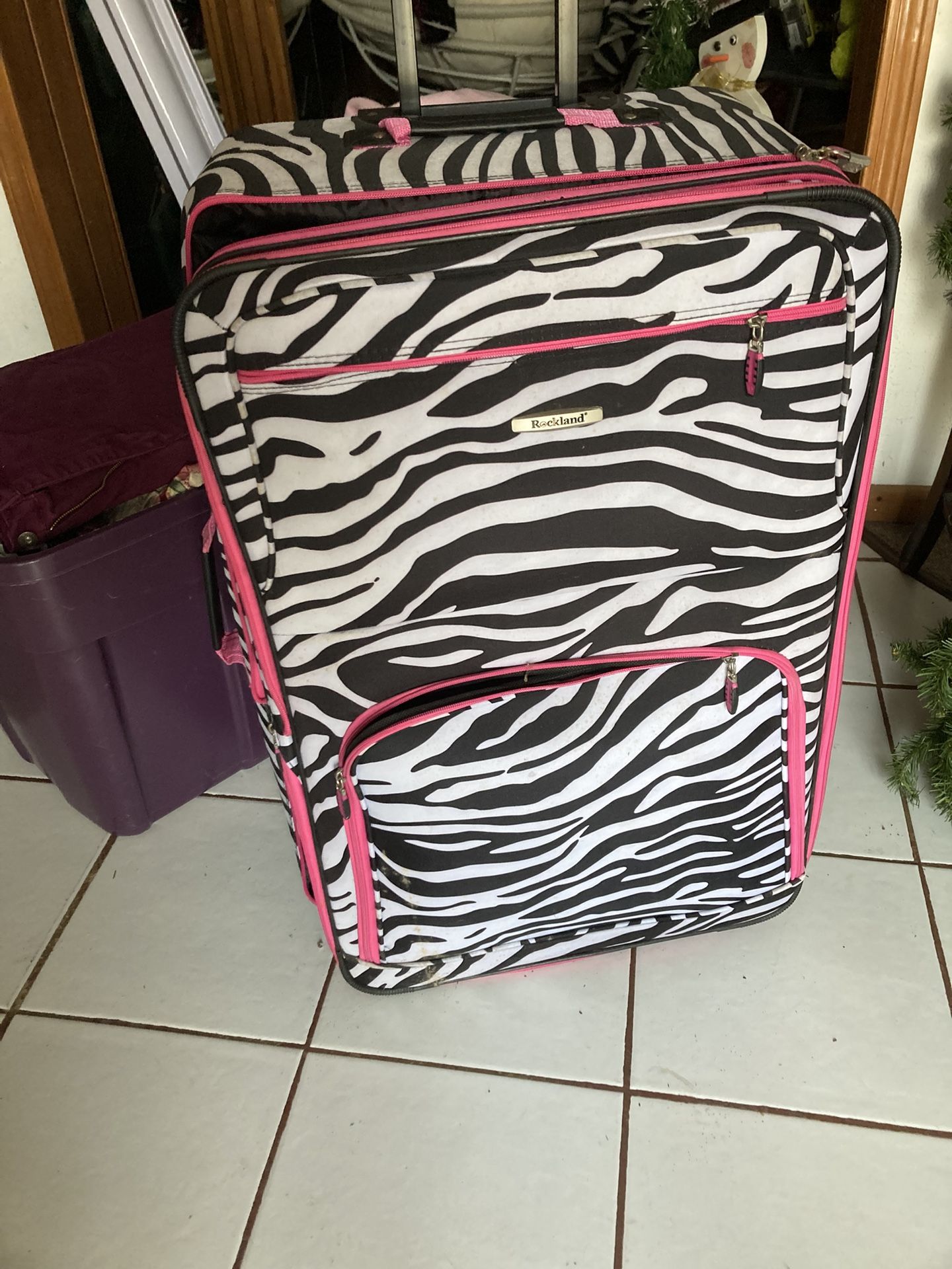 Zebra Print Luggage Set On Wheels