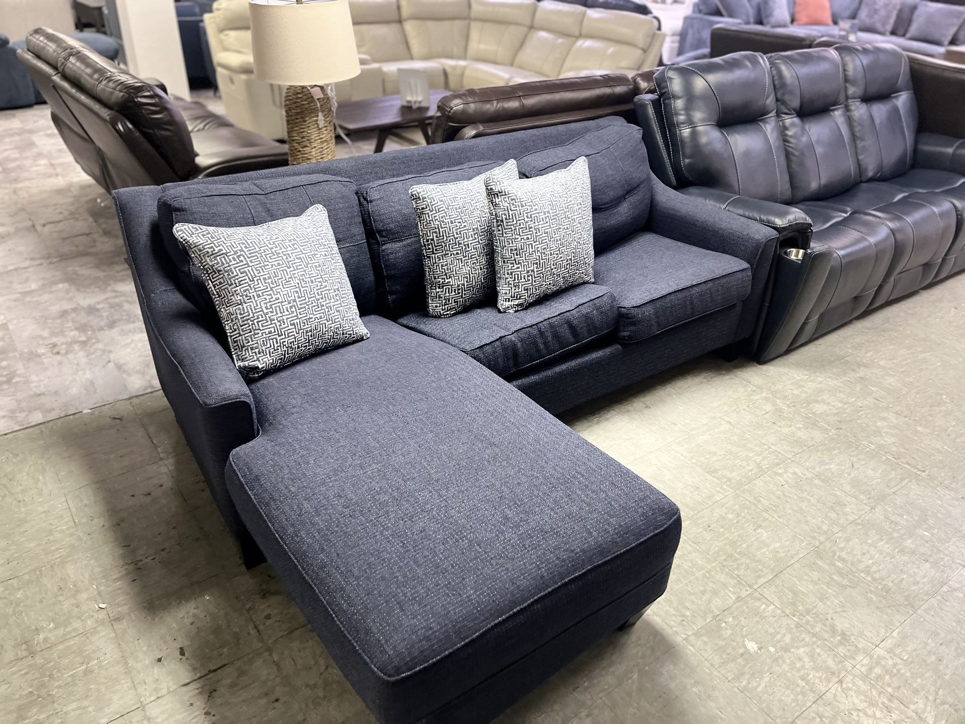Sleeper Sofa Chaise With Queen Size Mattress - Black Friday Sale π₯π₯π₯