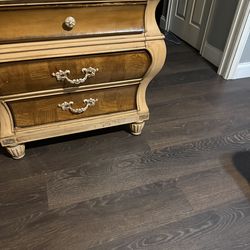 Estate Sale: Two night stands and five draw dresser