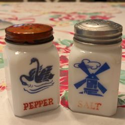 Vintage Hazel Atlas Milk Glass Salt & Pepper Shakers