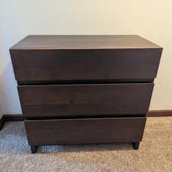Modern Wooden Dresser For Bedroom/Livingroom With 2 pc NightStand Set 