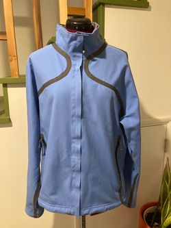 Mountain Hardware women’s soft shell blue jacket