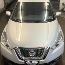 2020 Nissan Kicks