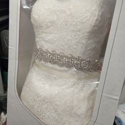 Ford Country Wedding Dress