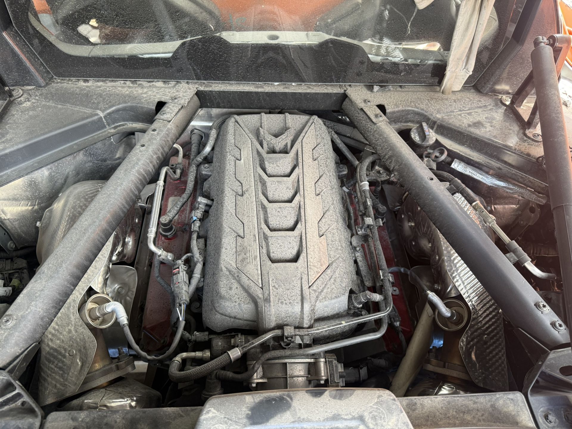 2020-2024 Chevy Corvette C8 LT2 6.2L V8 Complete Engine OEM GM 1(contact info removed)