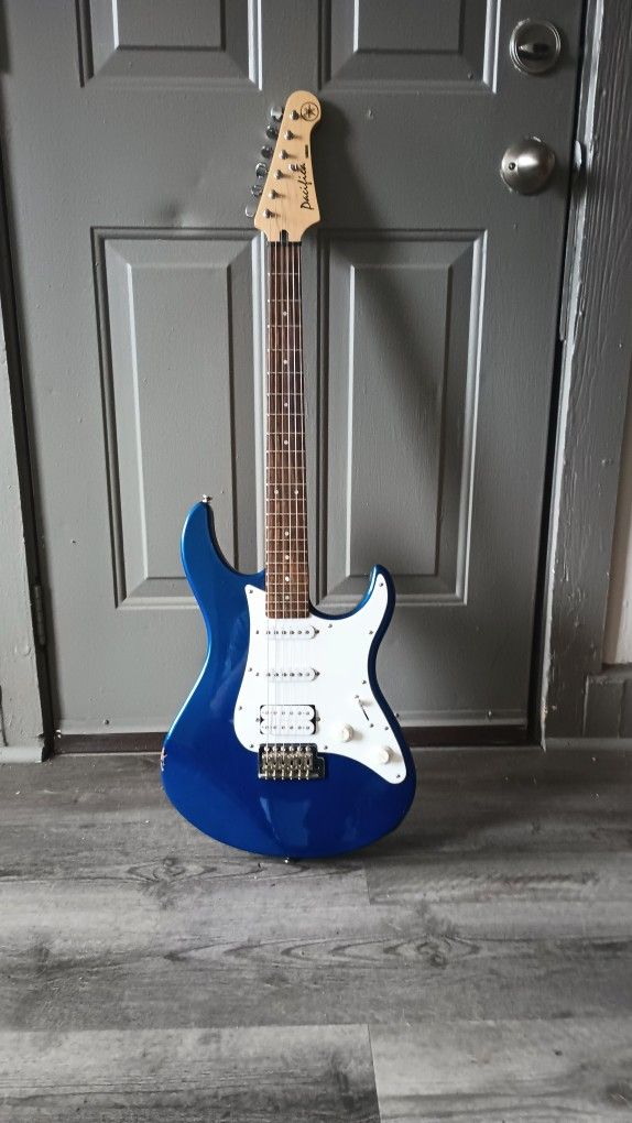 Yamaha Pacifica