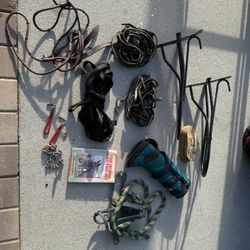 Horse Tacking Gear