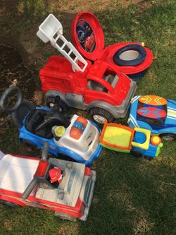 Estan en vuenas condiciones los estoi vendiendo $15 por todos