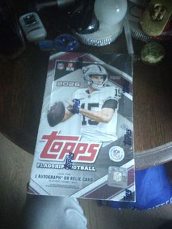 2026 Topps flagship football hobby box