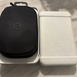 Solo Beats Pros  With  Noise Cancellation 