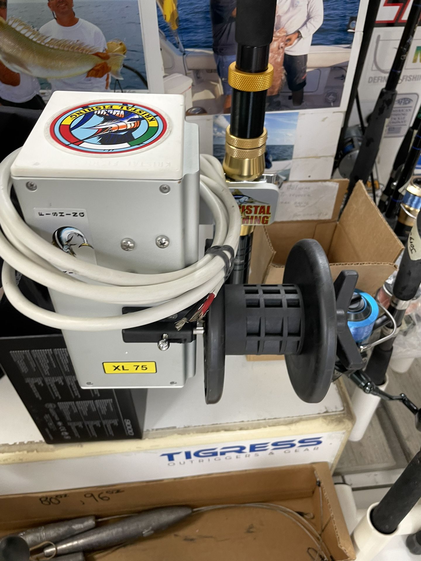 Kristal Fishing XL75 Electric Reel for Sale in Miami, FL - OfferUp