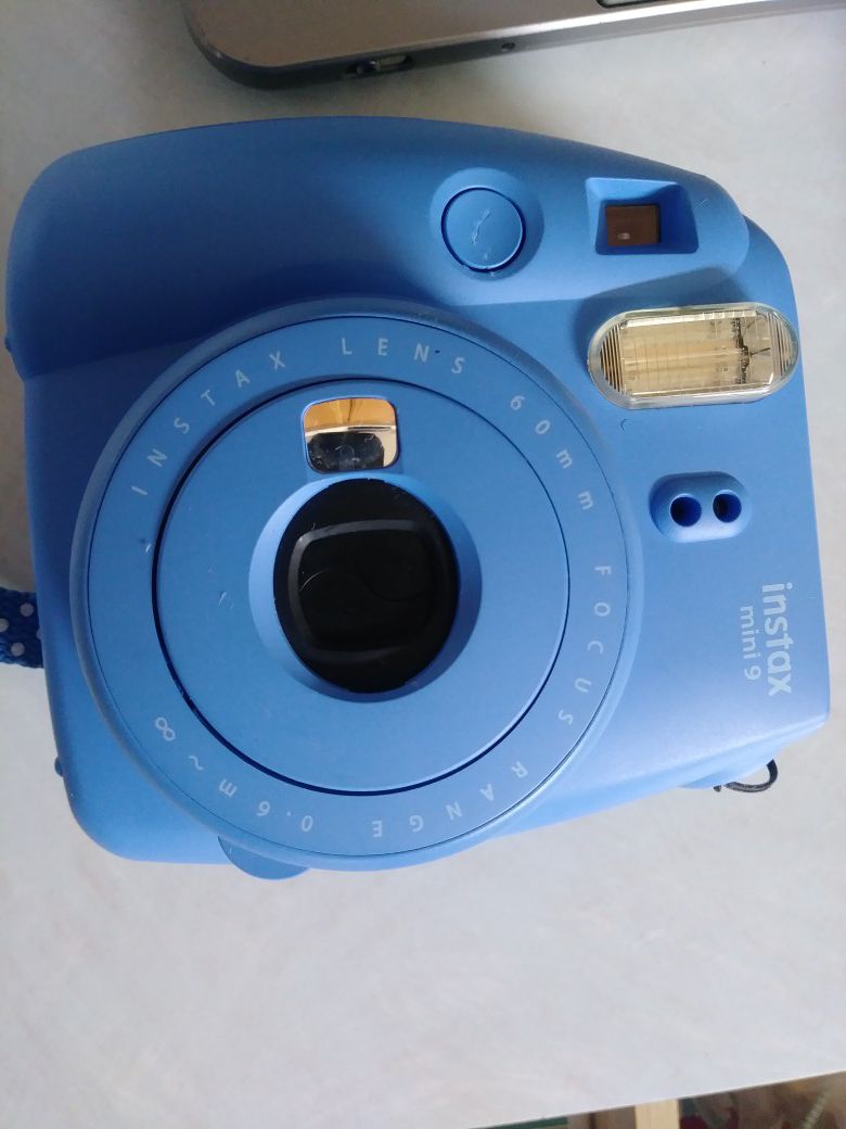 Instax mini9 camera