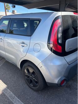 Car Kia Soul