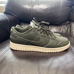 Nike Dunk Low Retro PRM Sequoia Shoes