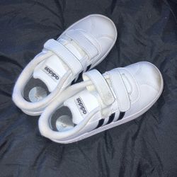 Toddler shoes