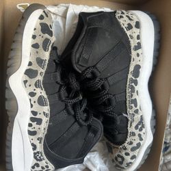Jordan 11 Retro  (size 13 C)