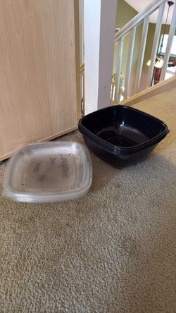 Plastic containers