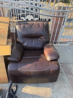 Reclining chair