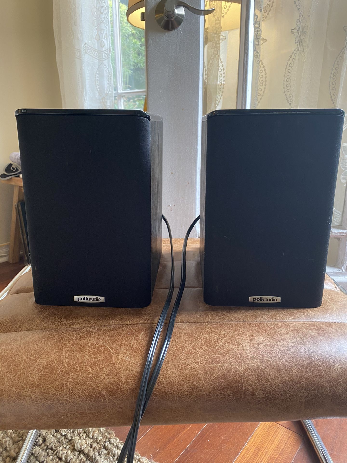 Polk Audio TSi100 Pro Speakers