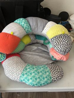 Baby Sit me up& tummy time