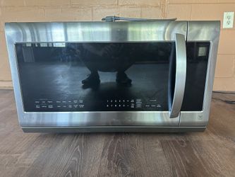 LG 2.2 Over The Range Microwave
