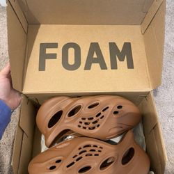 Adidas Yeezy Foam RNR