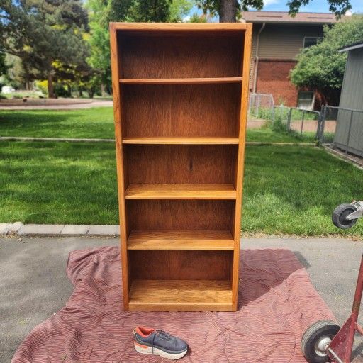 Solid Bookshelf | Shelving | Shelf | Shelves