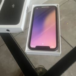 Unlocked iPhone 11 128 GB