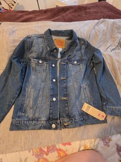 Levi clothing