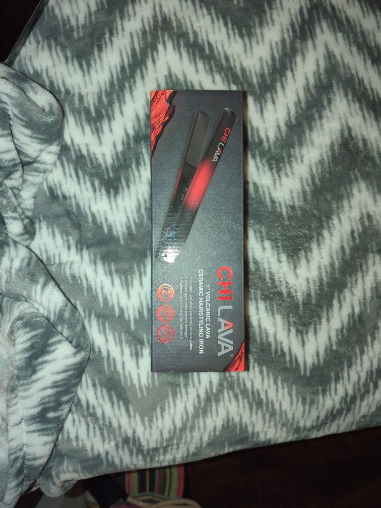 CHI LAVA 1" Hair Straightener 