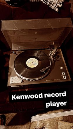 Kenwood Record Player 