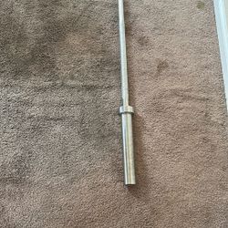 Squat Bar  6’ 35LB