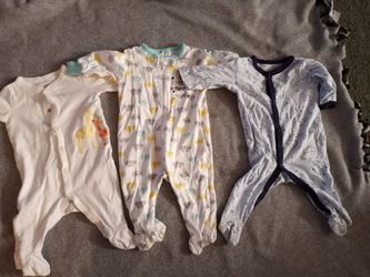 Baby pjs 3 monts