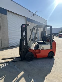 Nissan Forklift 