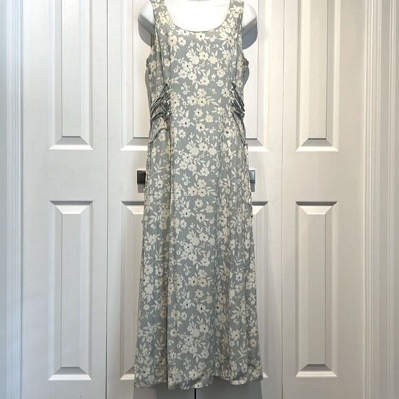 Country Romance Light Blue Floral Sleeveless Maxi Dress Size M
